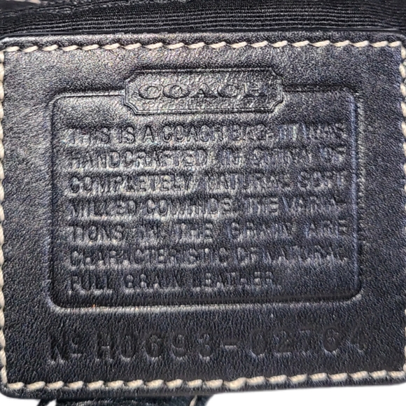 COACH HAMPTON BLACK PEBBLE GRAIN LEATHER TOTE BAG - Picture 7 of 12